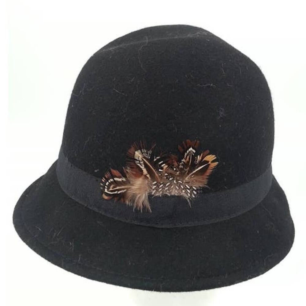 Vintage Wool Black Brown wool cloche Hat Women's 30's style Pheasant Feathers